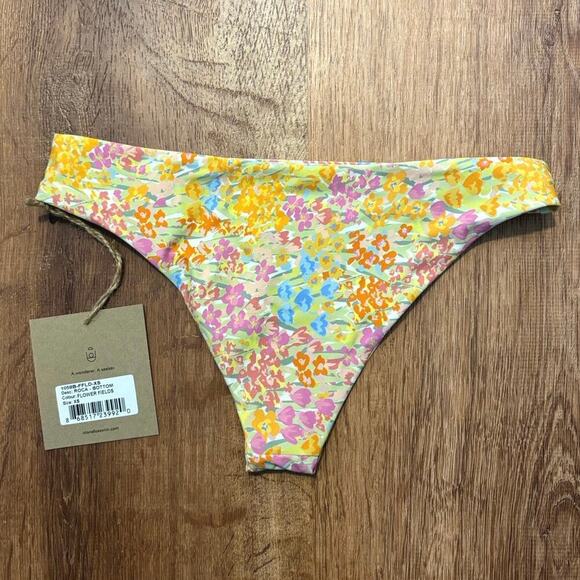 NWT Stone Fox Swim Roca Bottom In Flower Fields Size XS - Picture 4 of 4
